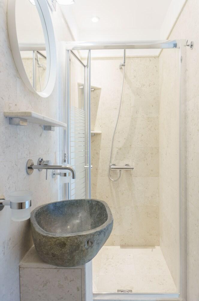 Tiffany'S Luxury 2Br With Acropolis View Apartment Атина Екстериор снимка
